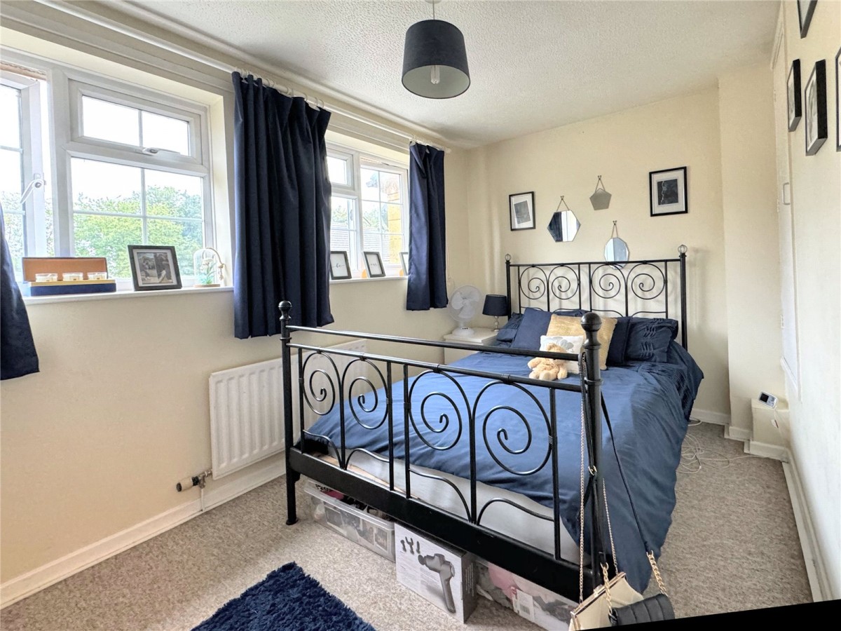 South Cerney, Cirencester