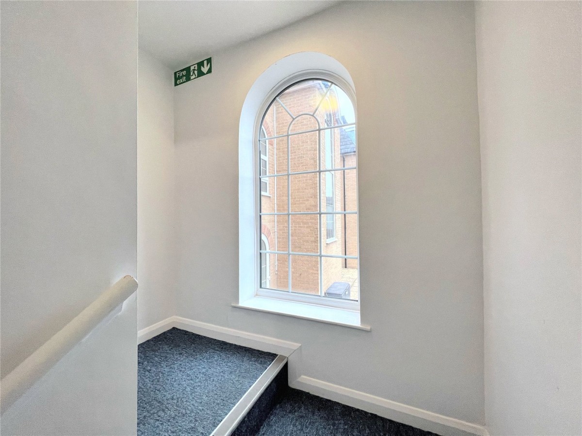 Longwood Court, Cirencester