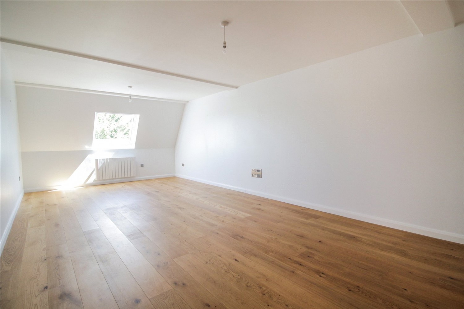 Longwood Court, Cirencester