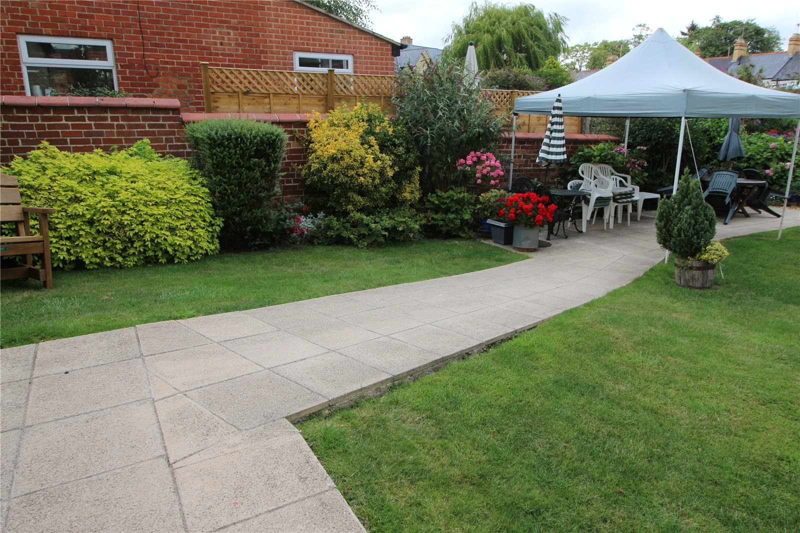 2 bedroom Flat for sale in Victoria Road, Cirencester