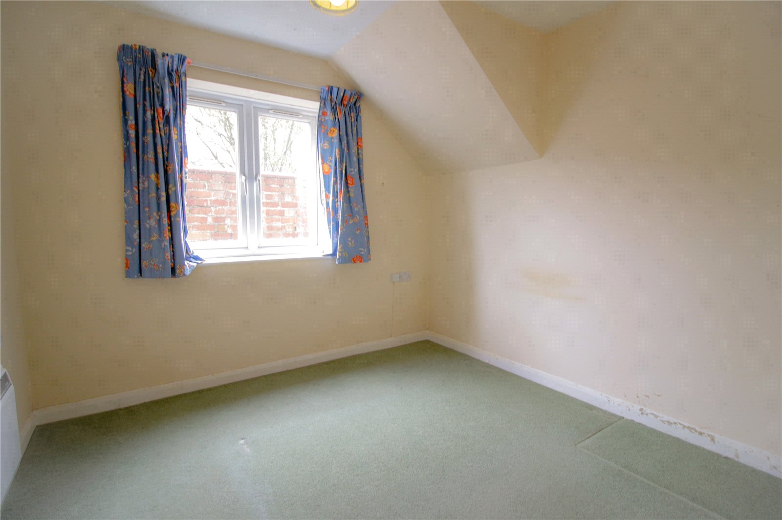 2 bedroom Flat for sale in Victoria Road, Cirencester