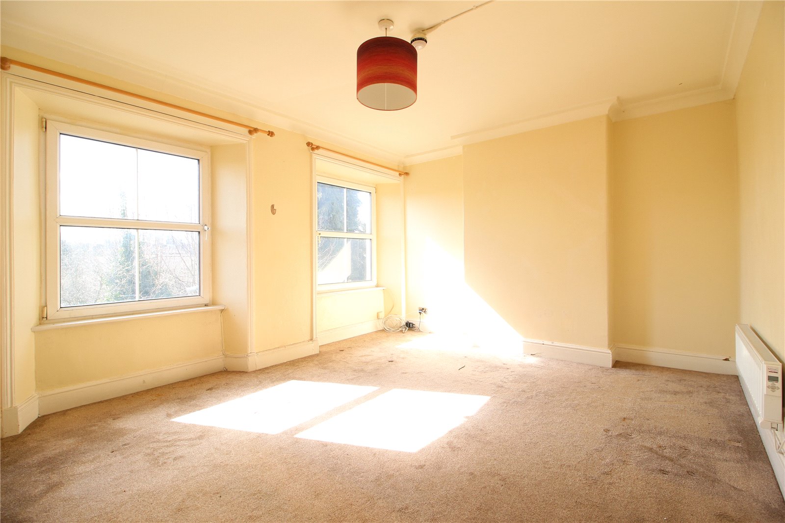 1 bedroom Flat to let in Cirencester, Gloucestershire
