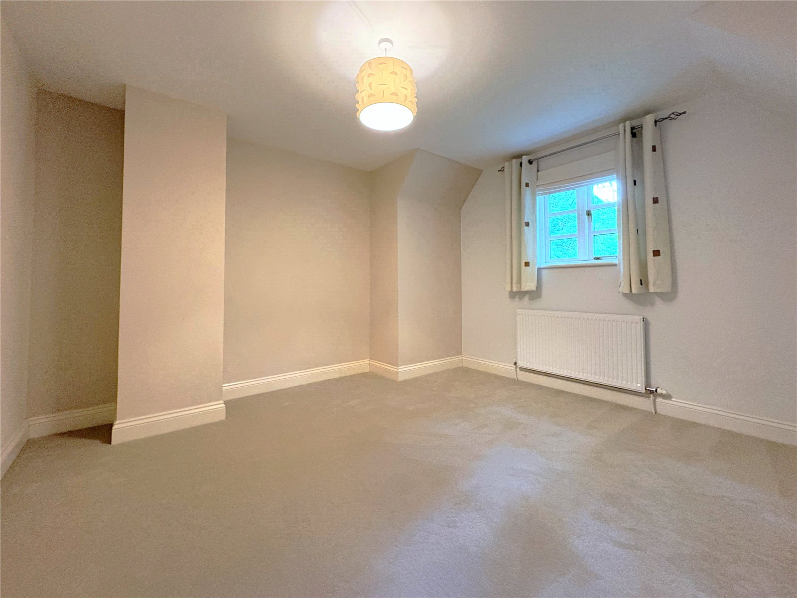3 bedroom House to let in Cirencester, Gloucestershire
