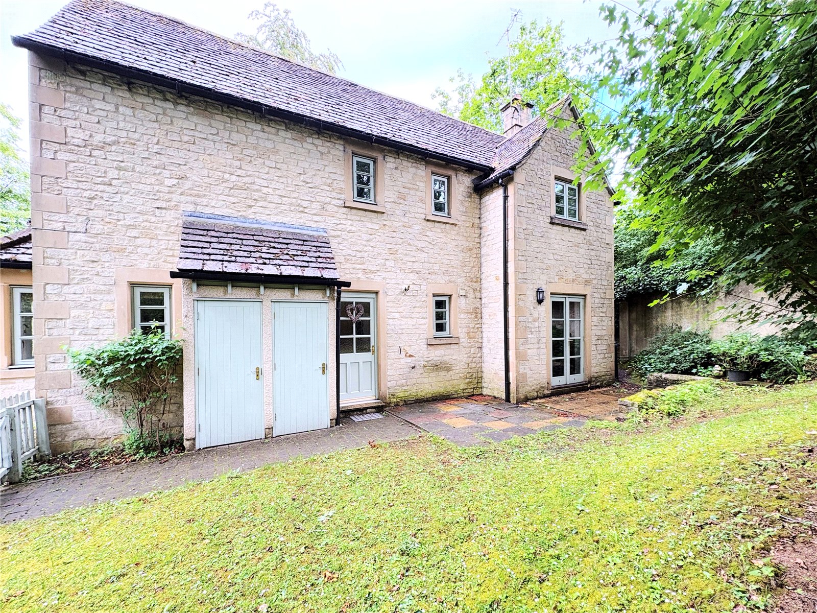 3 bedroom House to let in Cirencester, Gloucestershire