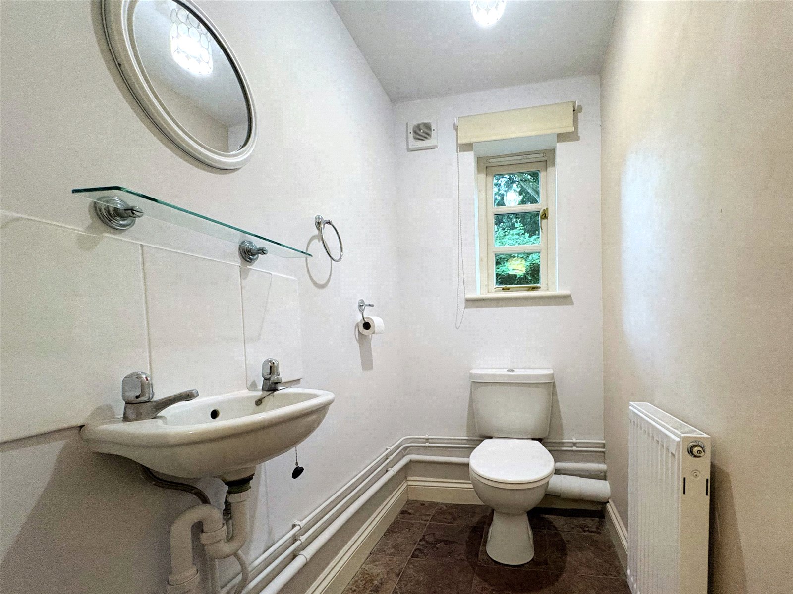 3 bedroom House to let in Cirencester, Gloucestershire