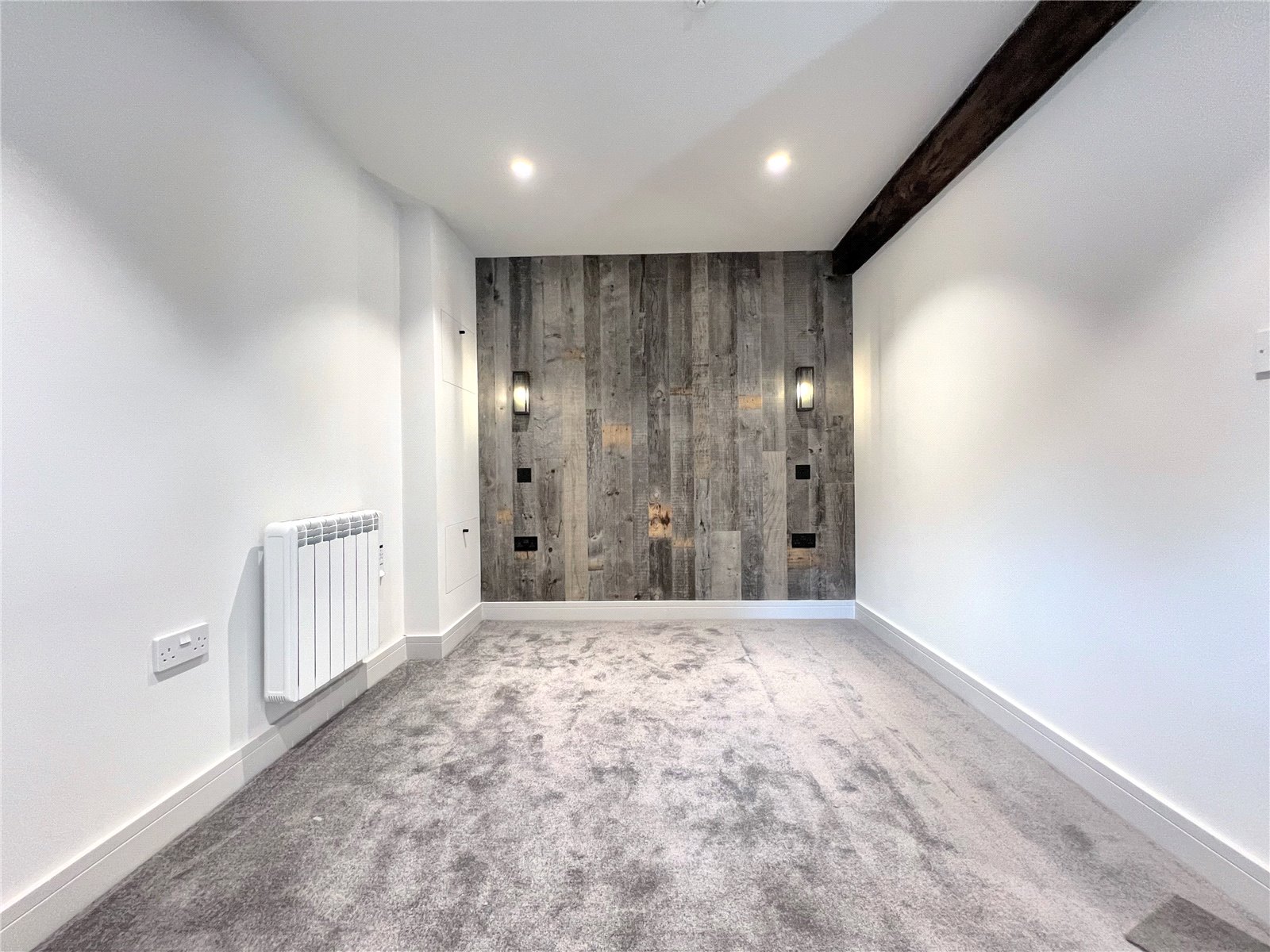 2 bedroom House to let in Cirencester