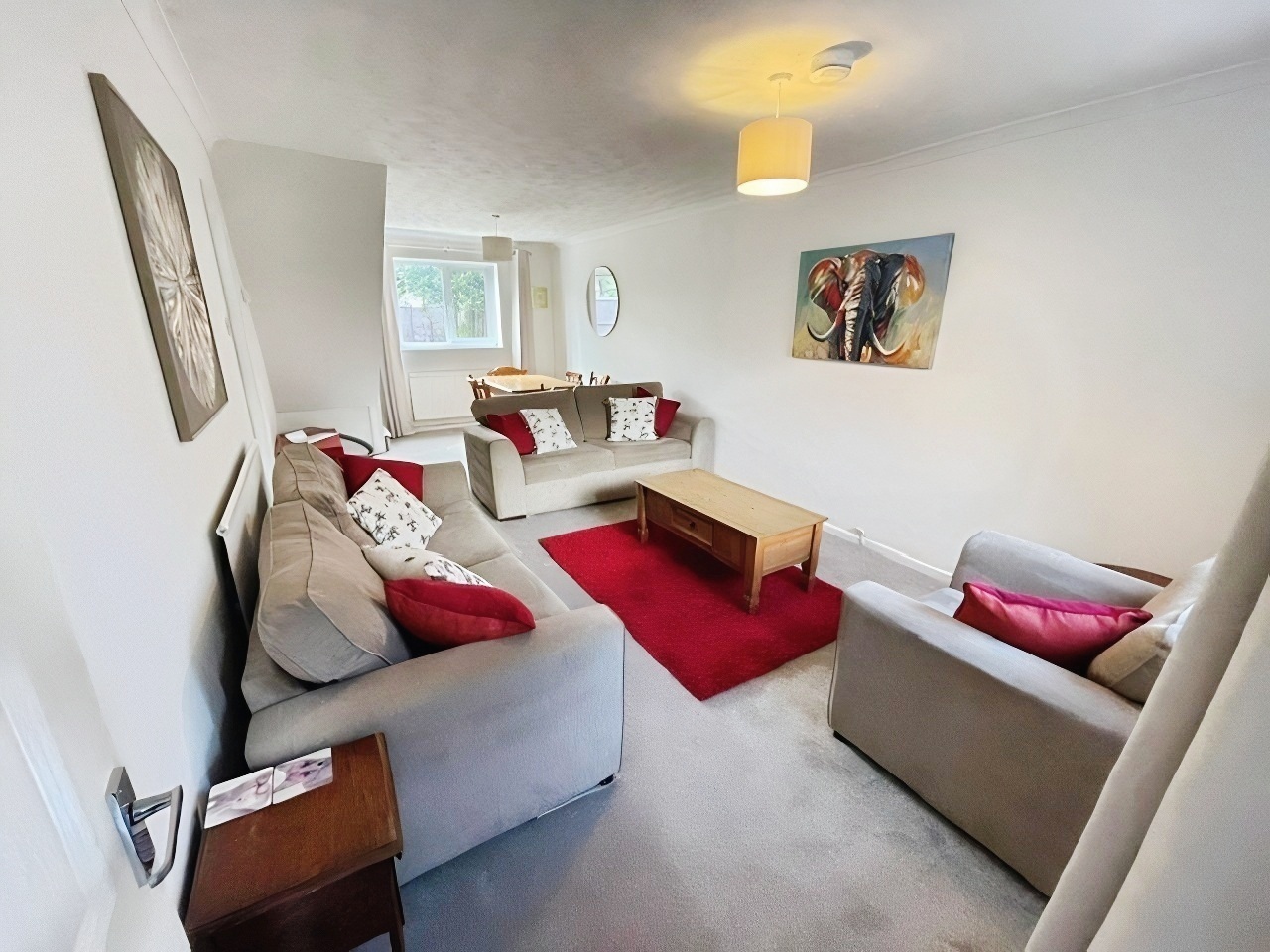 4 bedroom House to let in Cirencester, Gloucestershire