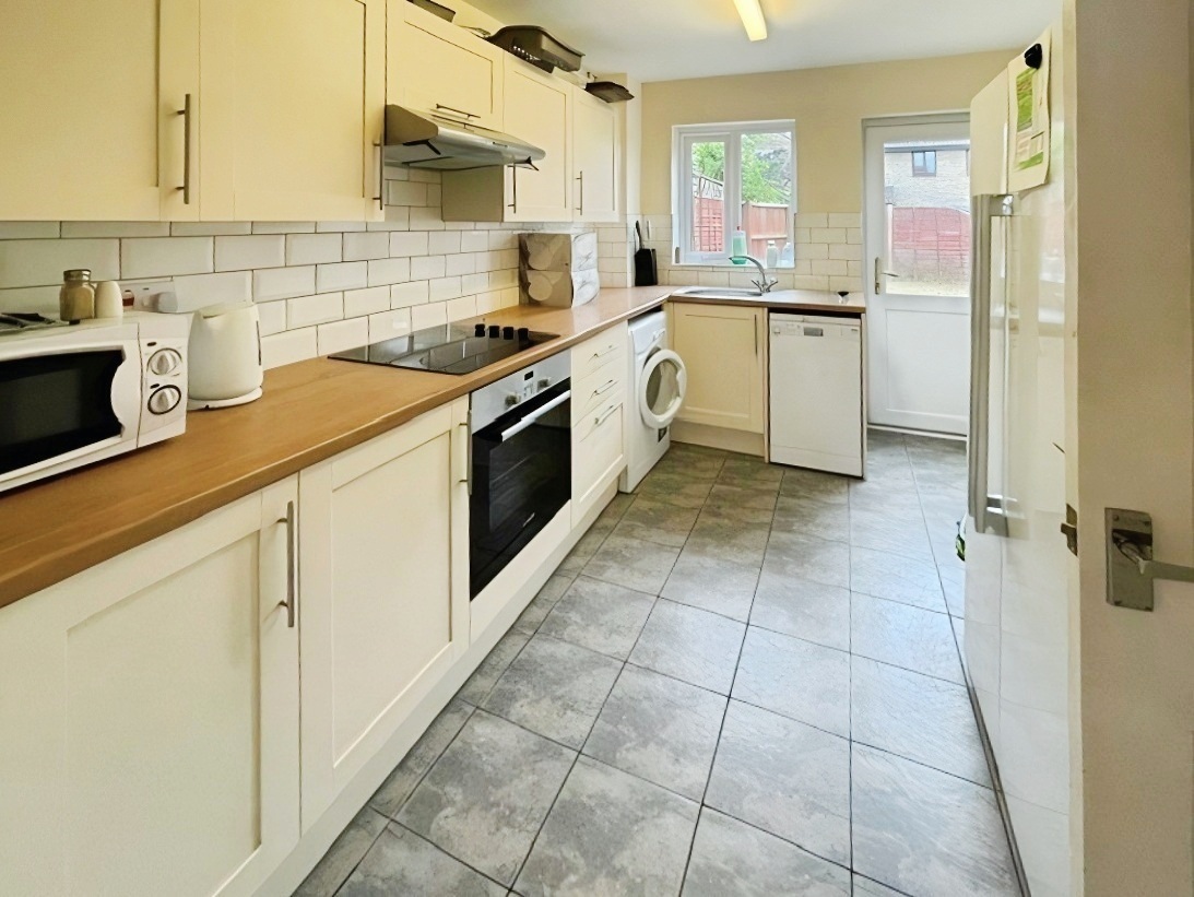 4 bedroom House to let in Cirencester, Gloucestershire