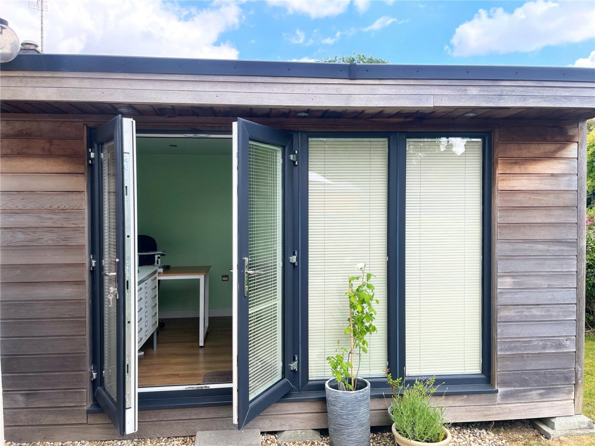 Stratton, Cirencester, Gloucestershire