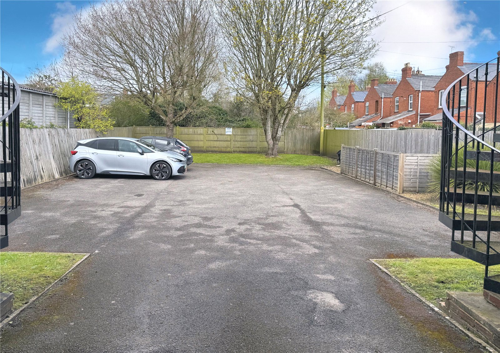 1 bedroom Flat to let in Cirencester