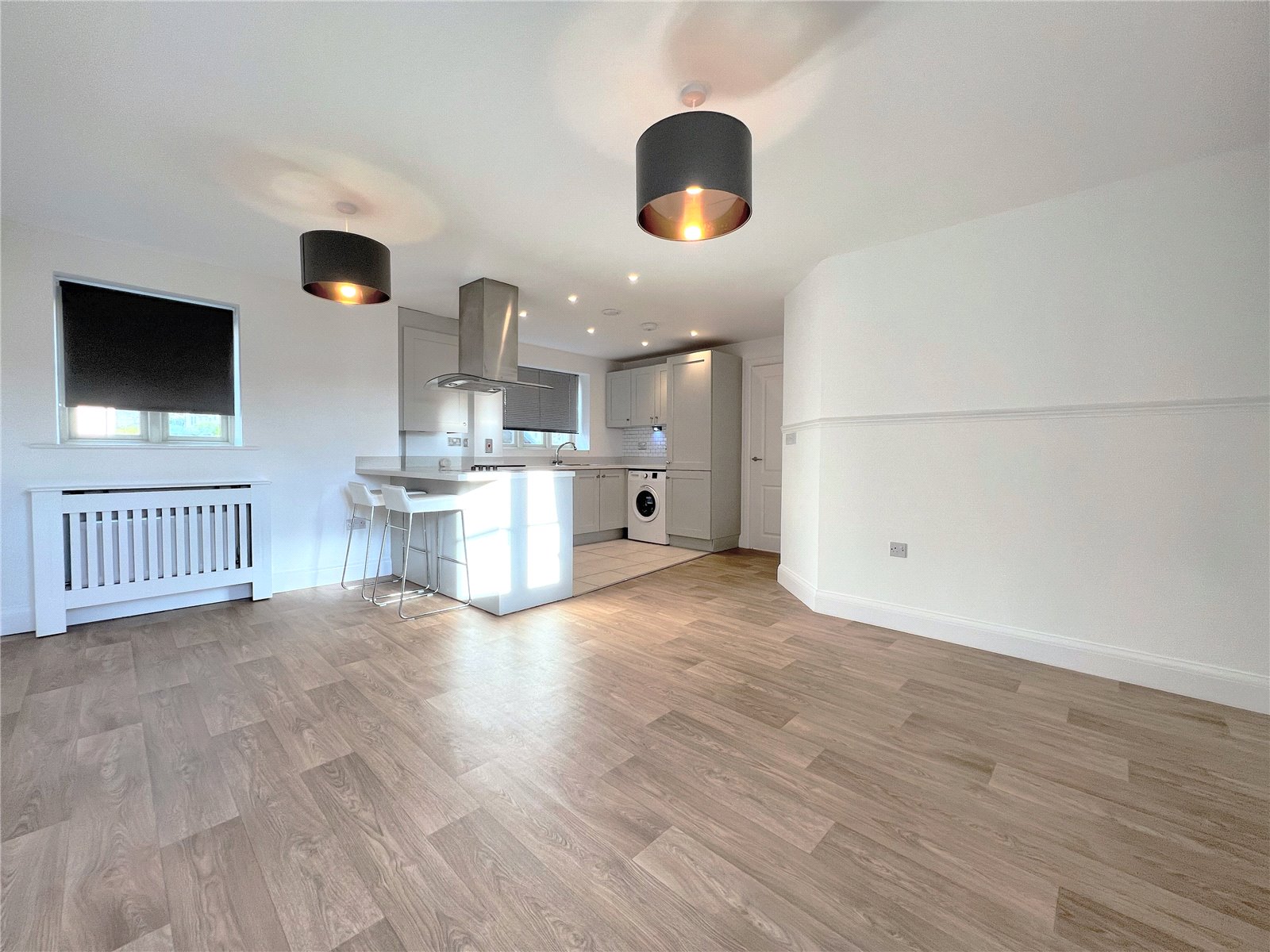 2 bedroom Flat to let in Cirencester