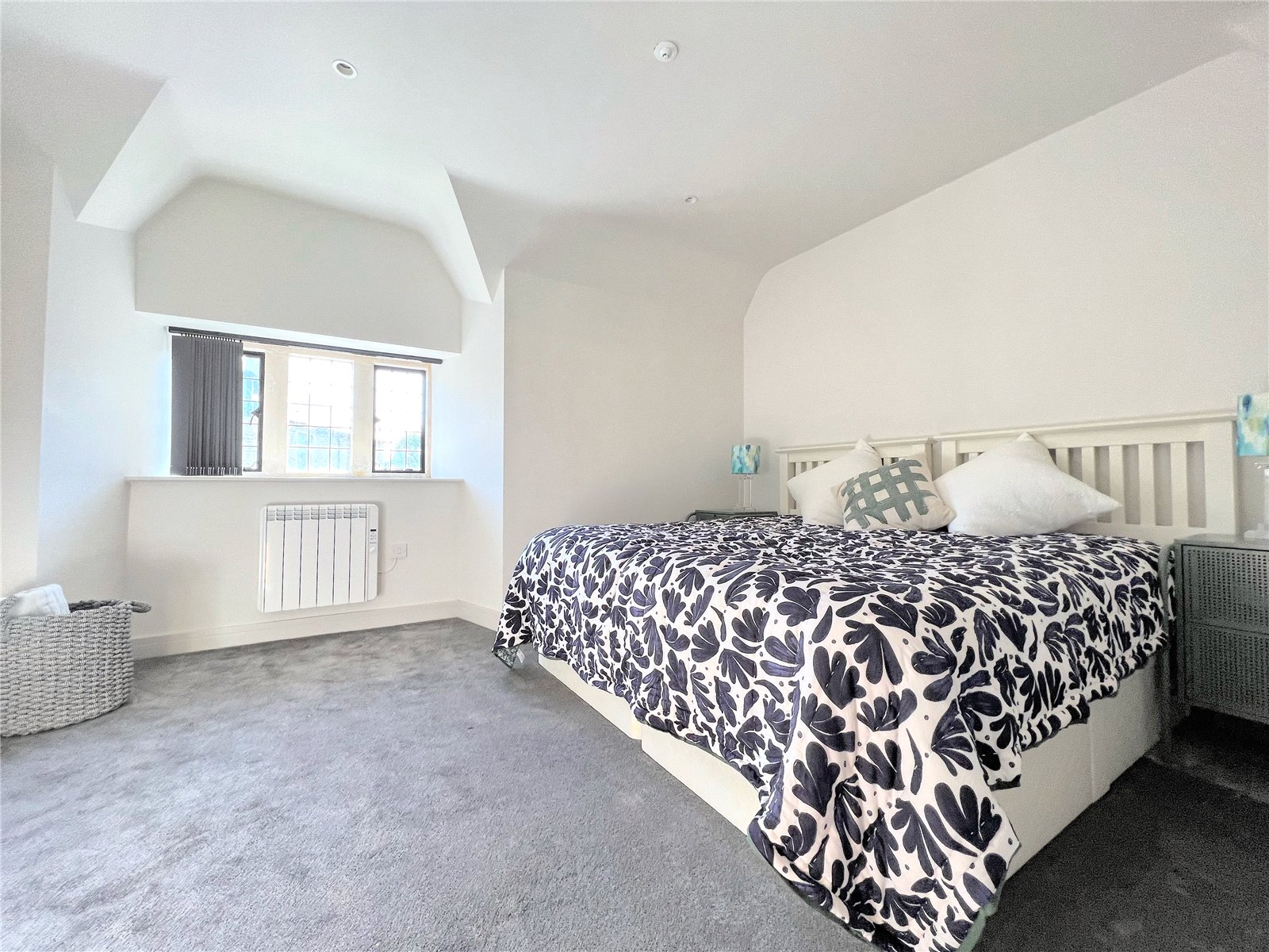 1 bedroom House to let in Cirencester