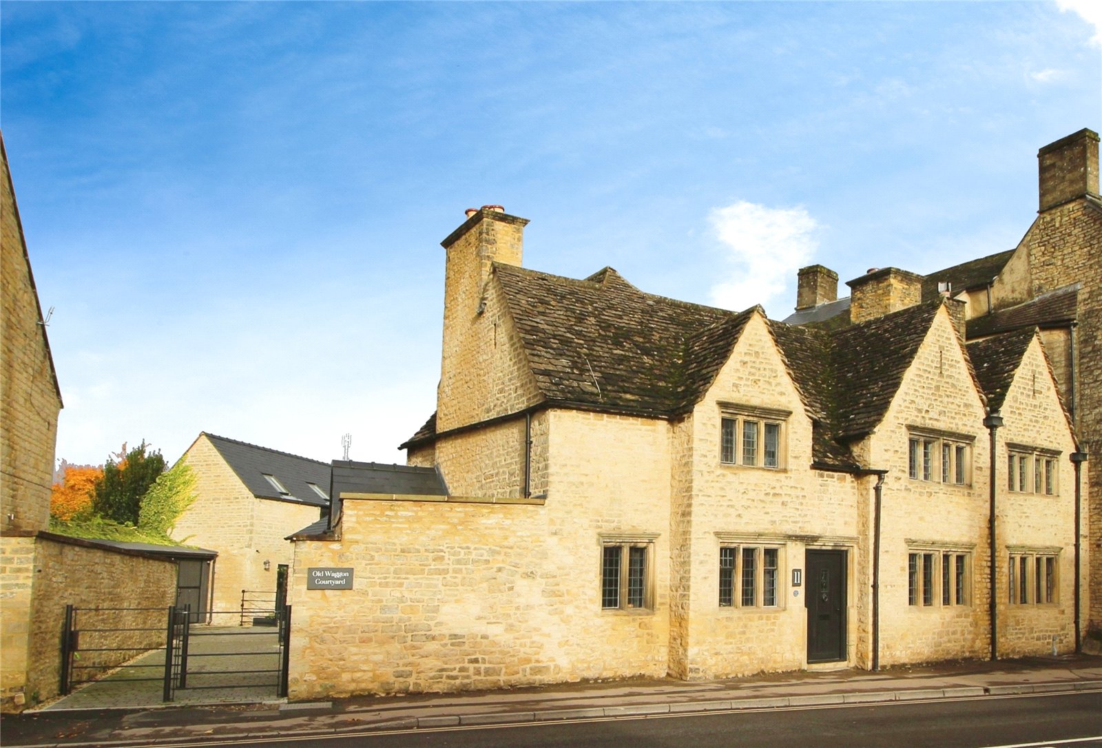1 bedroom House to let in Cirencester