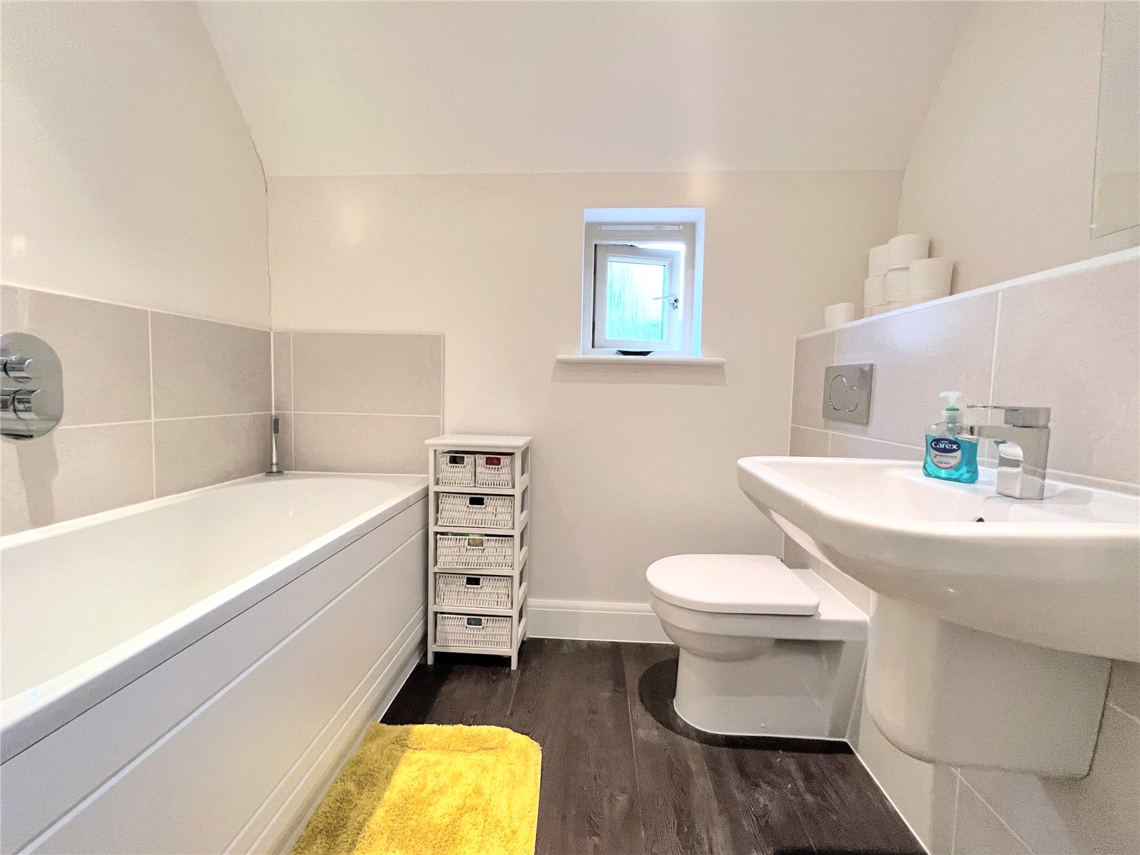 5 bedroom House to let in Cirencester