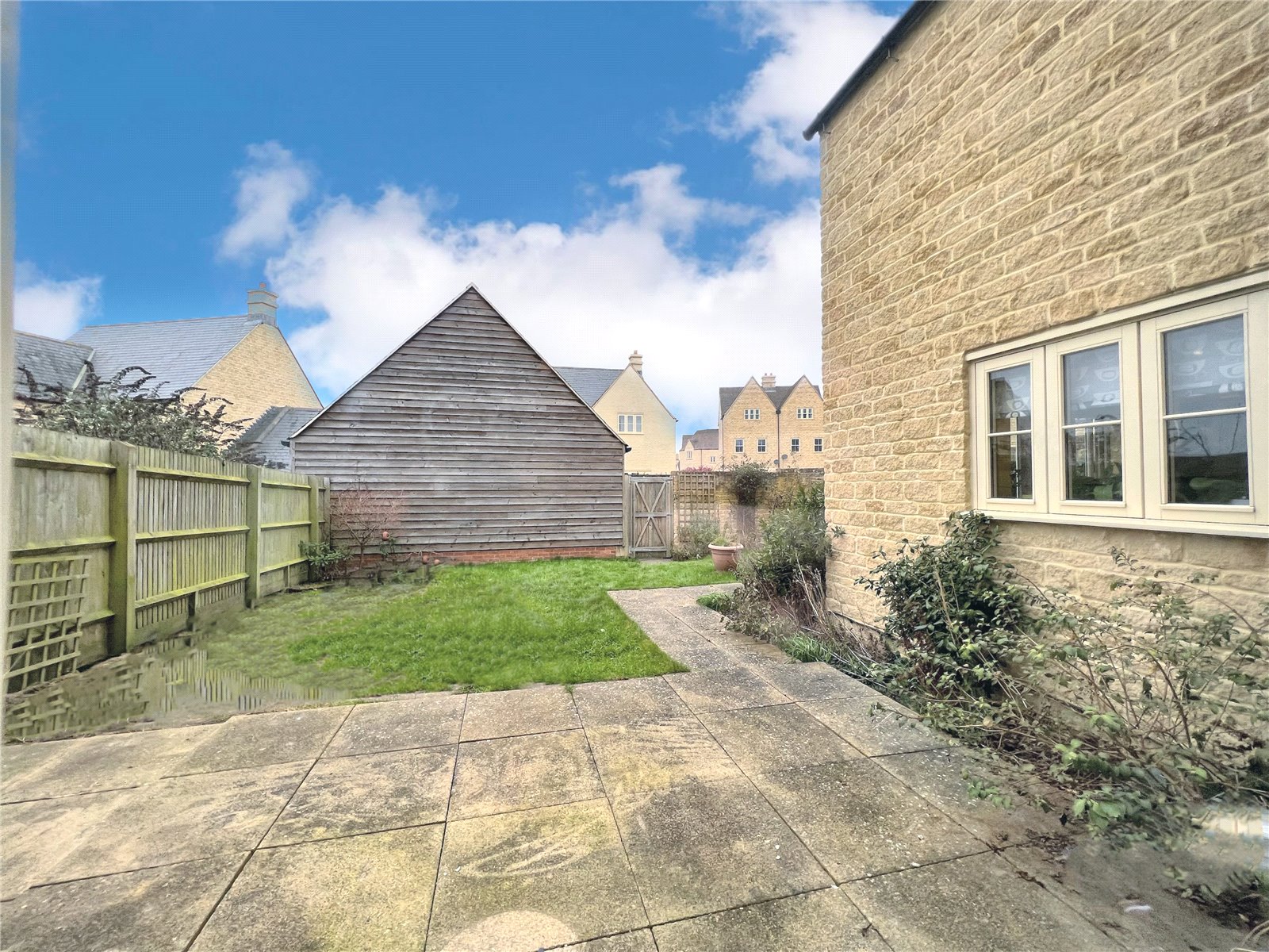 5 bedroom House to let in Cirencester