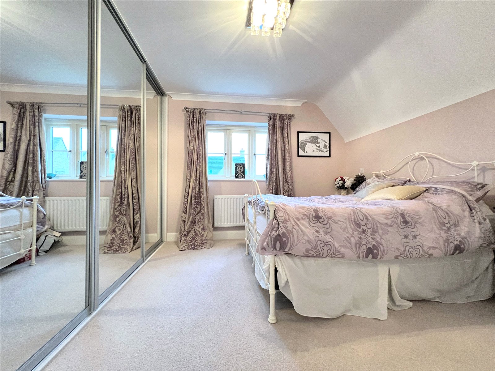 5 bedroom House to let in Cirencester