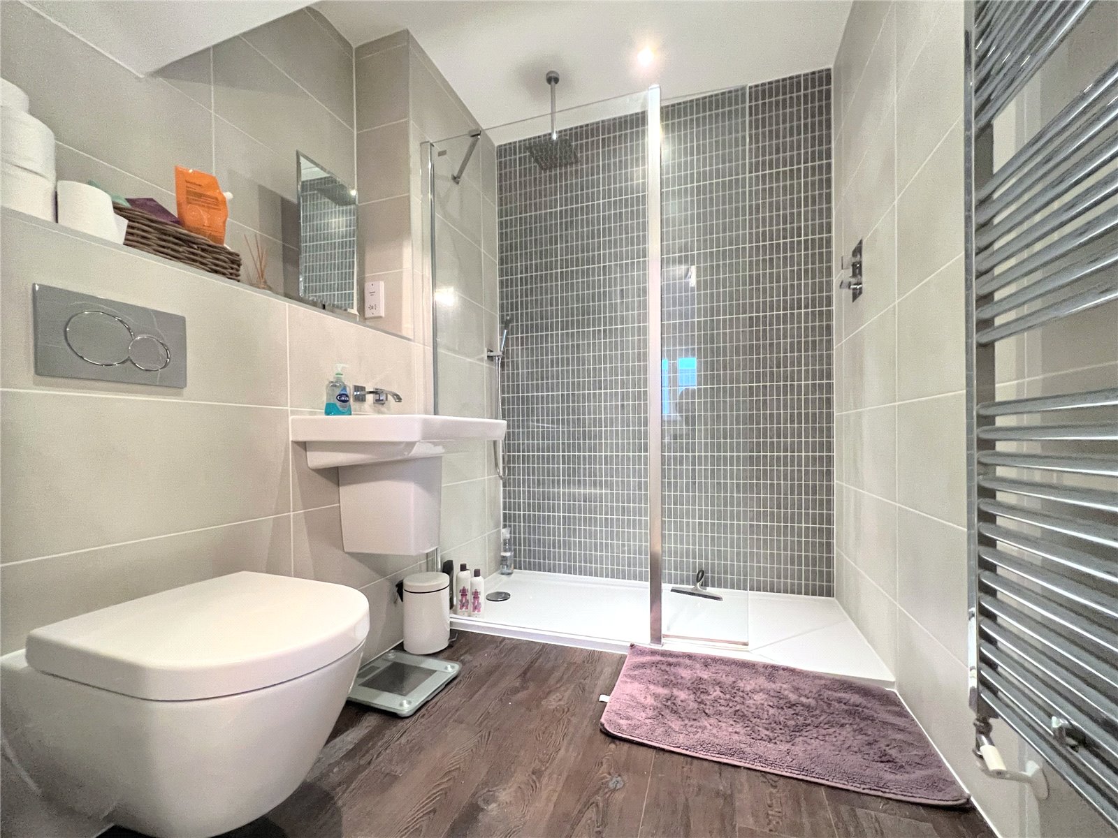 5 bedroom House to let in Cirencester