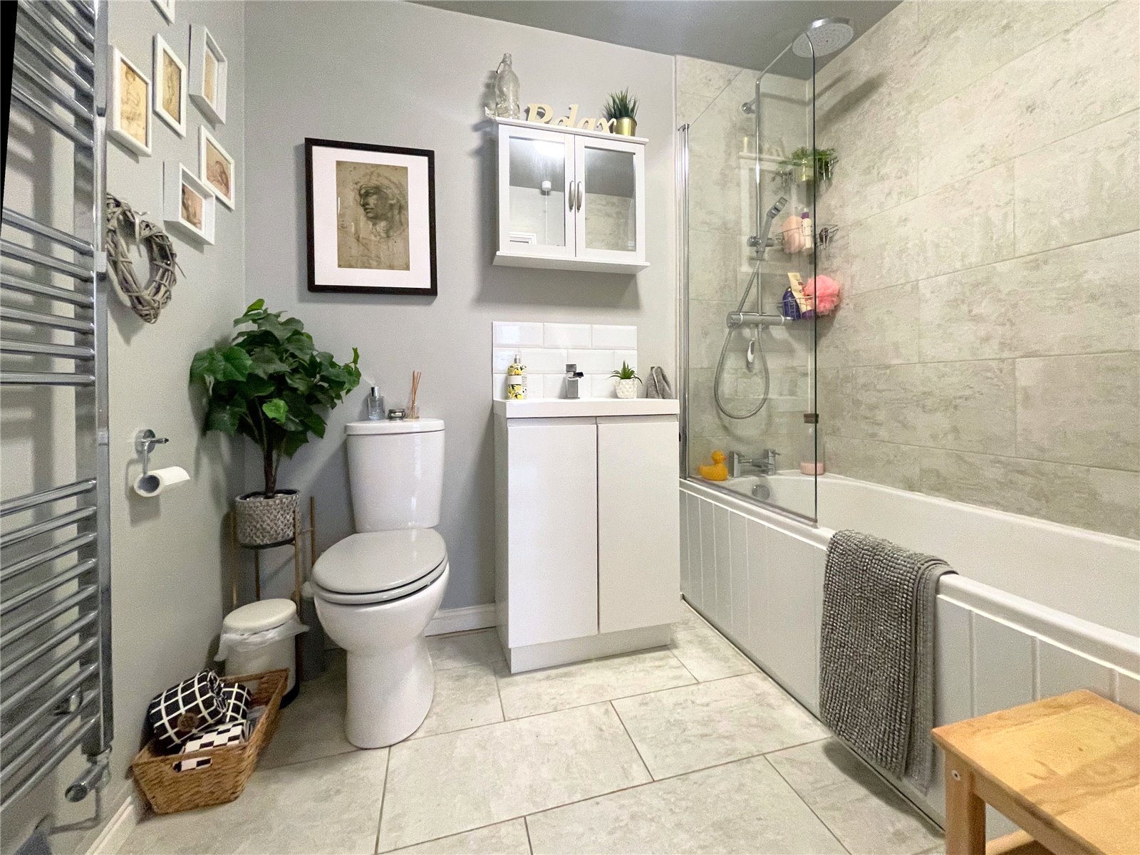 2 bedroom Flat for sale in Cirencester, Gloucestershire