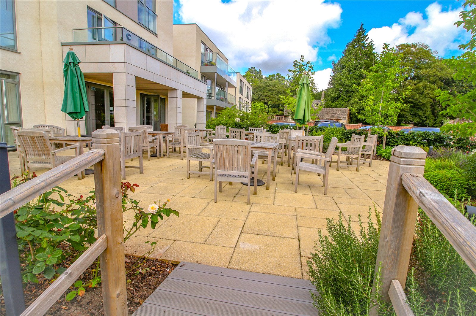 2 bedroom Flat for sale in Cirencester, Gloucestershire