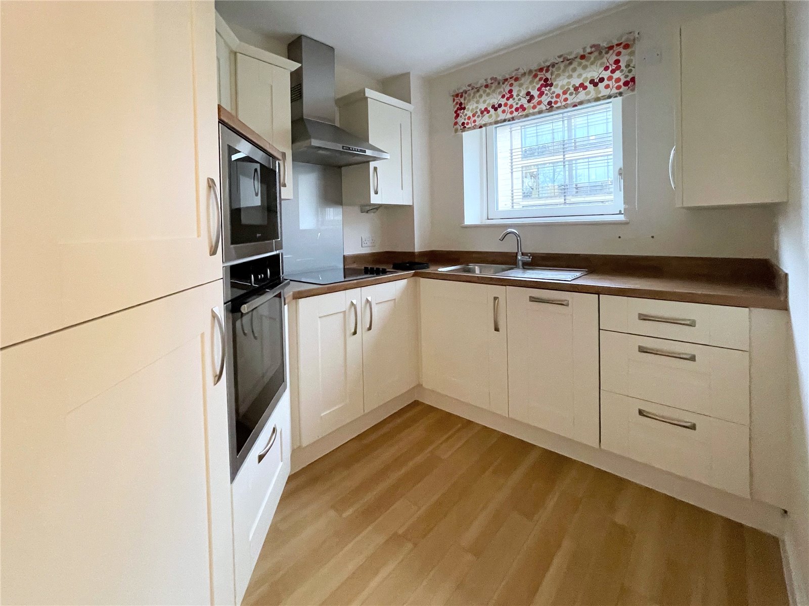 2 bedroom Flat for sale in Cirencester, Gloucestershire