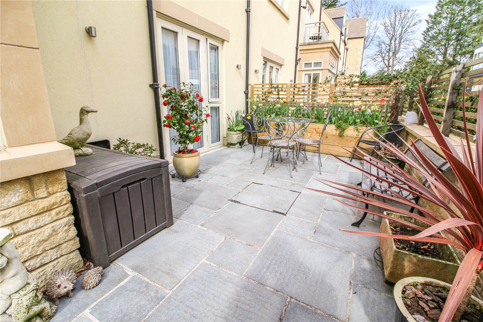 1 bedroom Flat for sale in Stratton, Cirencester, Gloucestershire