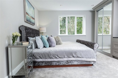 Stratton Place, Stratton, Cirencester