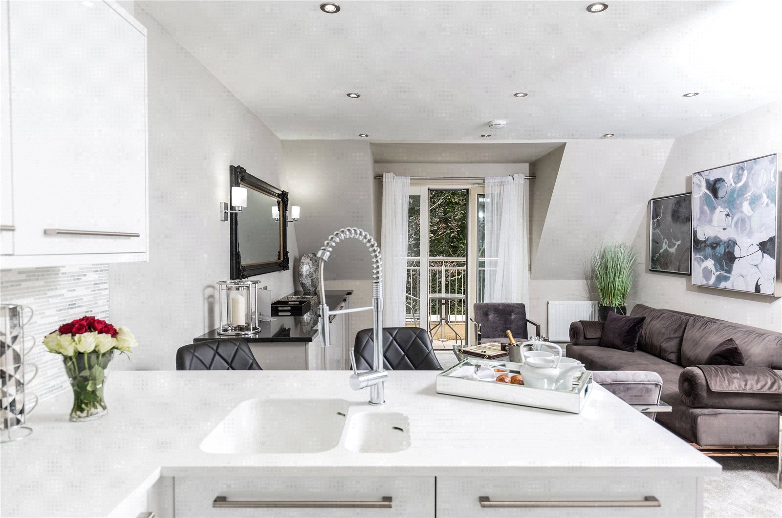 2 bedroom Flat to let in Stratton Place, Stratton, Cirencester
