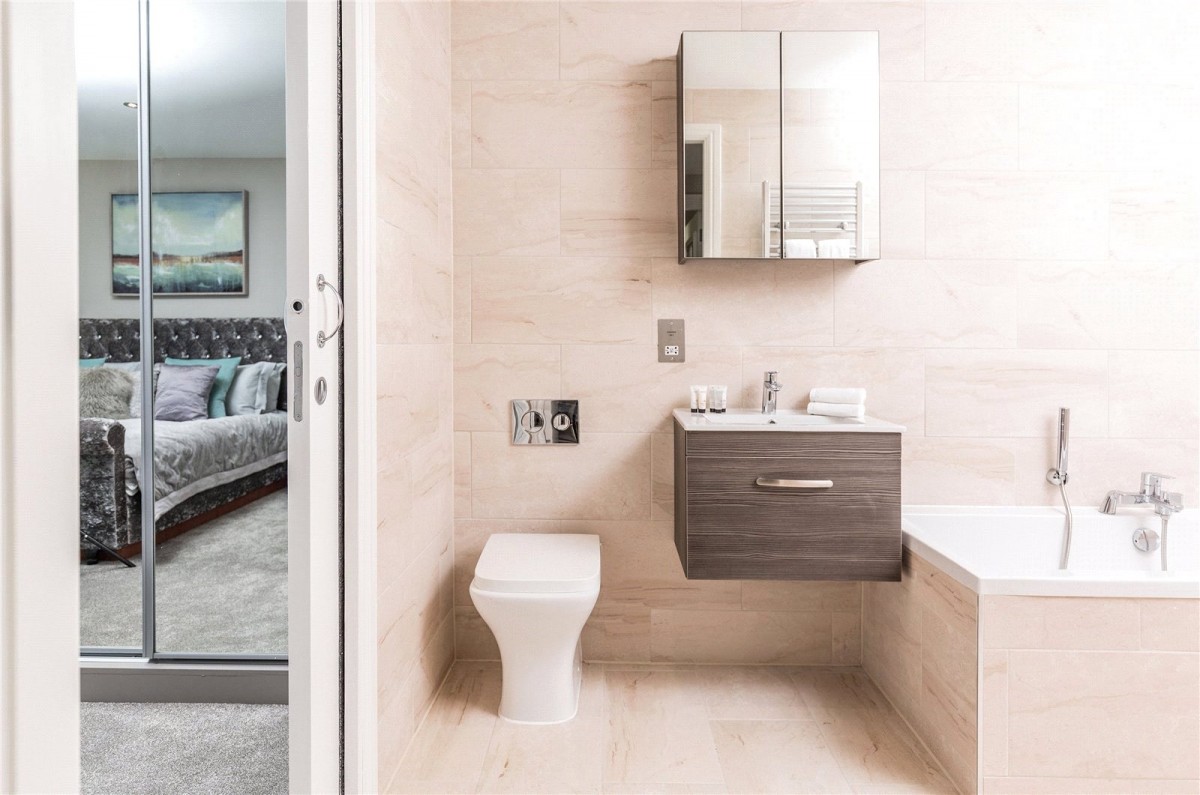 Stratton Place, Stratton, Cirencester