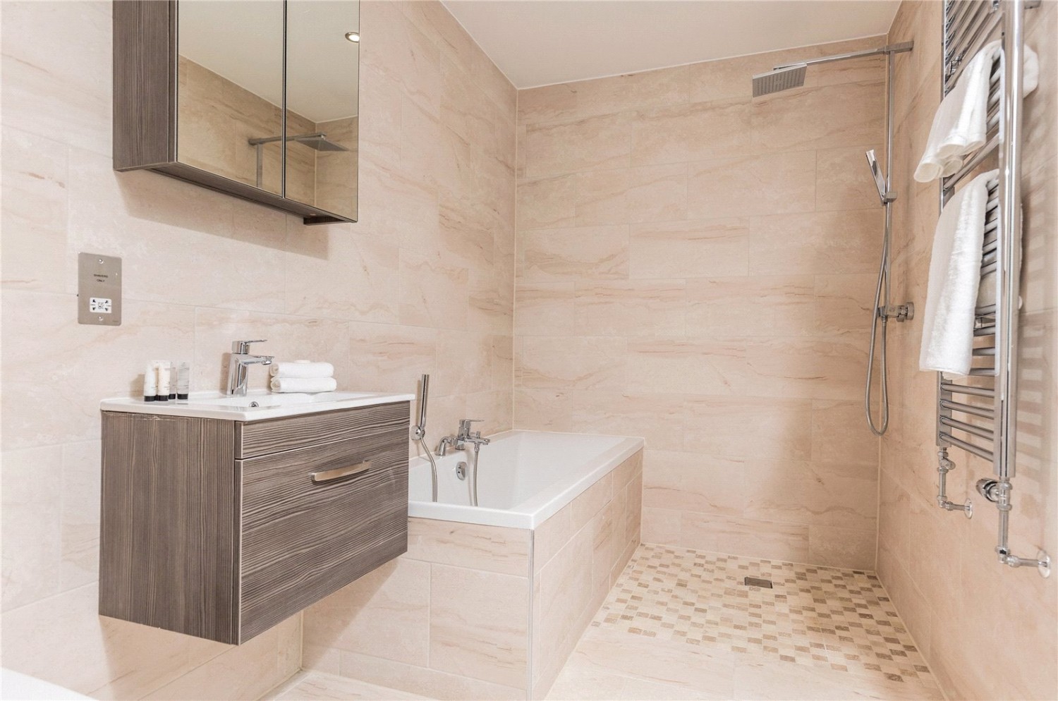 Stratton Place, Stratton, Cirencester