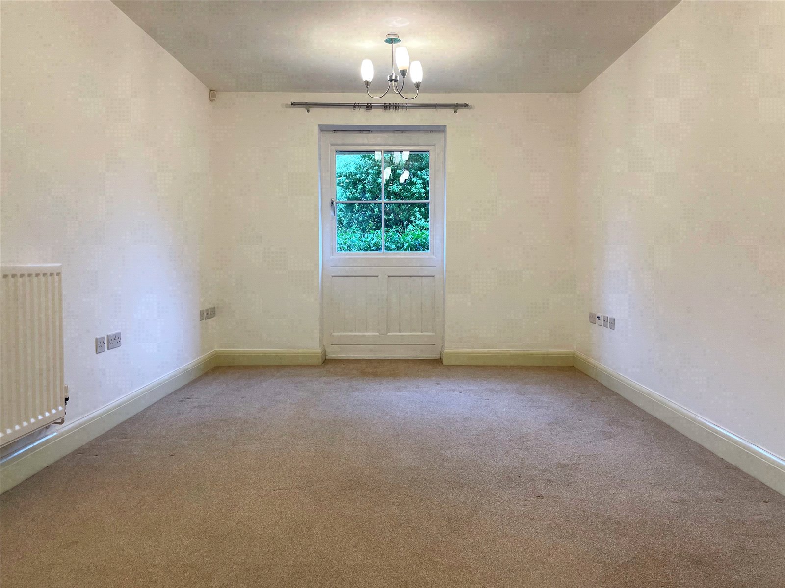 2 bedroom Flat for sale in Cirencester, Gloucestershire
