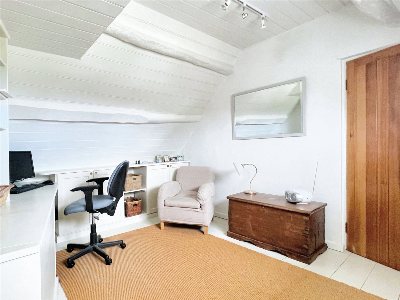 4 bedroom House for sale in Quenington, Cirencester, Gloucestershire