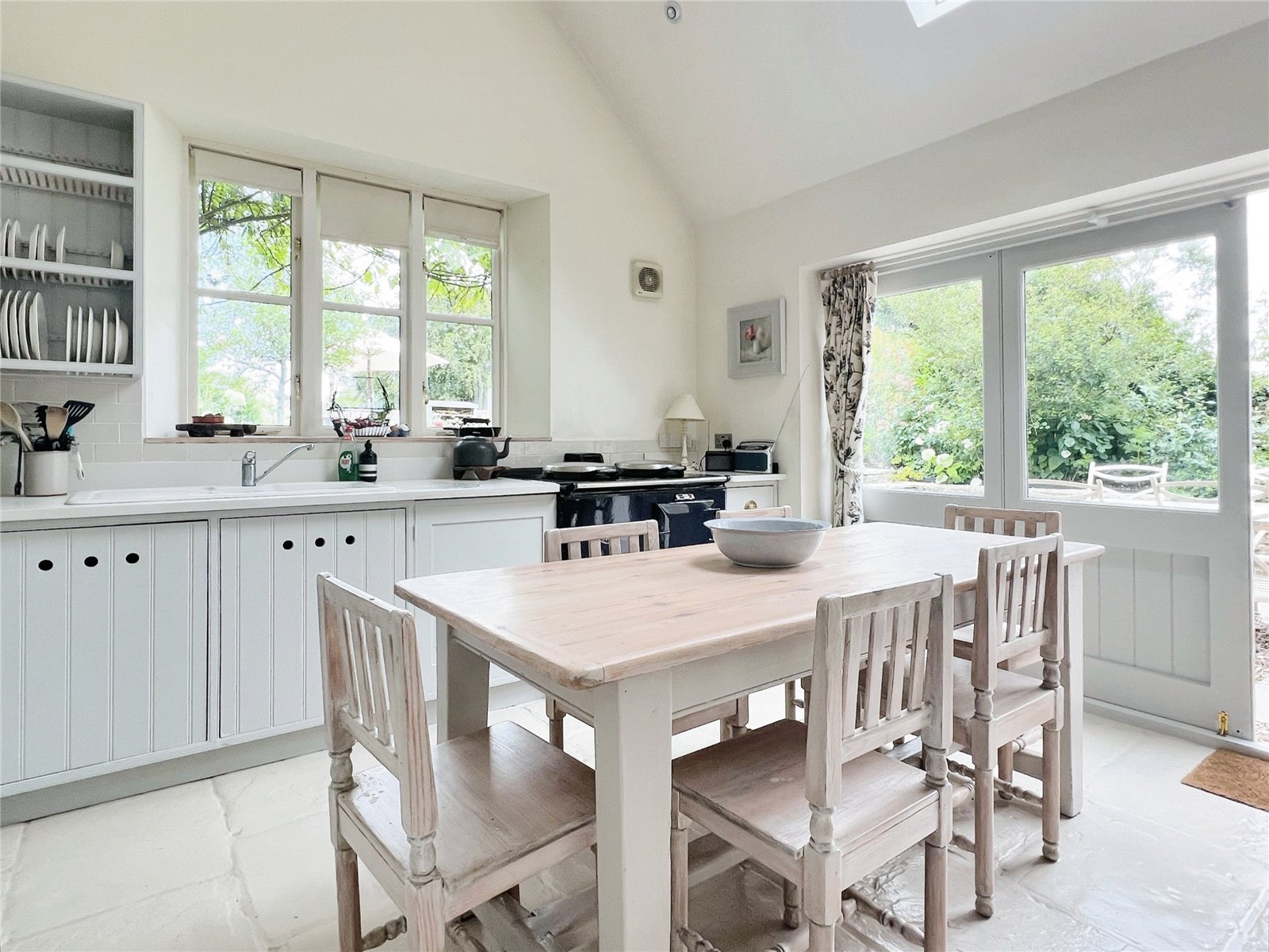 4 bedroom House for sale in Quenington, Cirencester, Gloucestershire