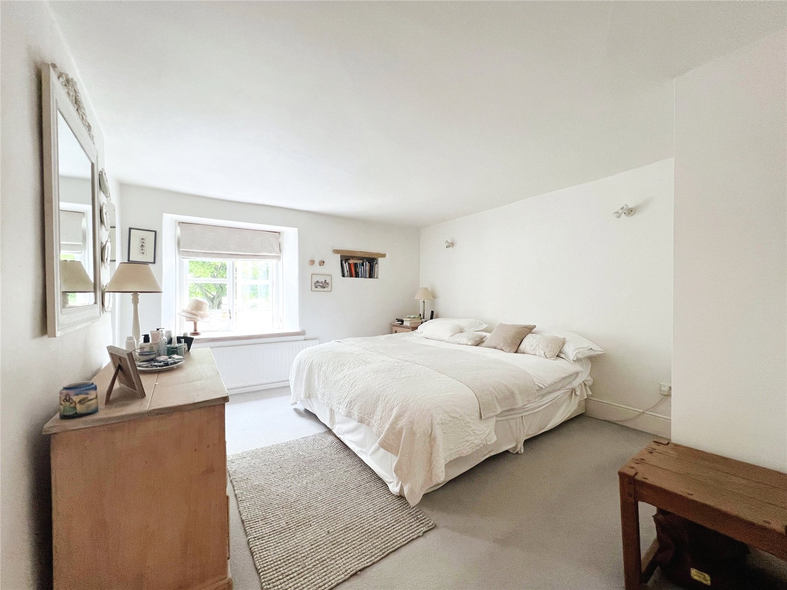 4 bedroom House for sale in Quenington, Cirencester, Gloucestershire