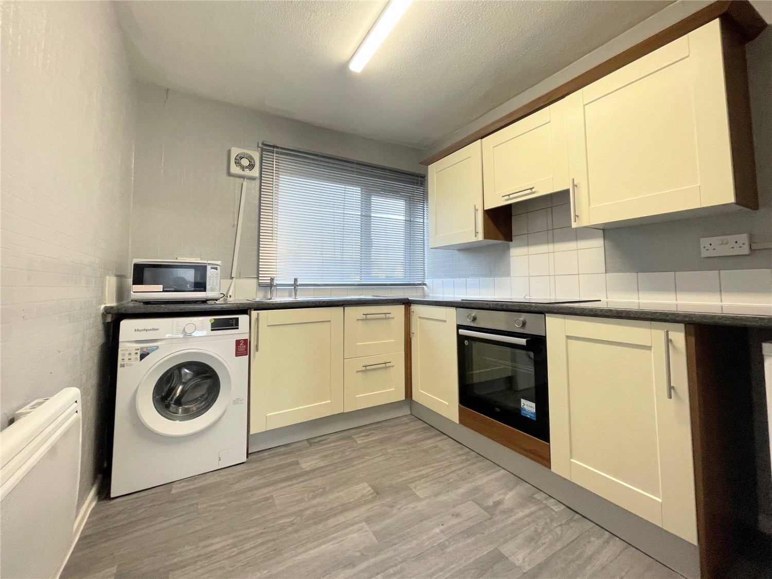 Meadow Road, Cirencester