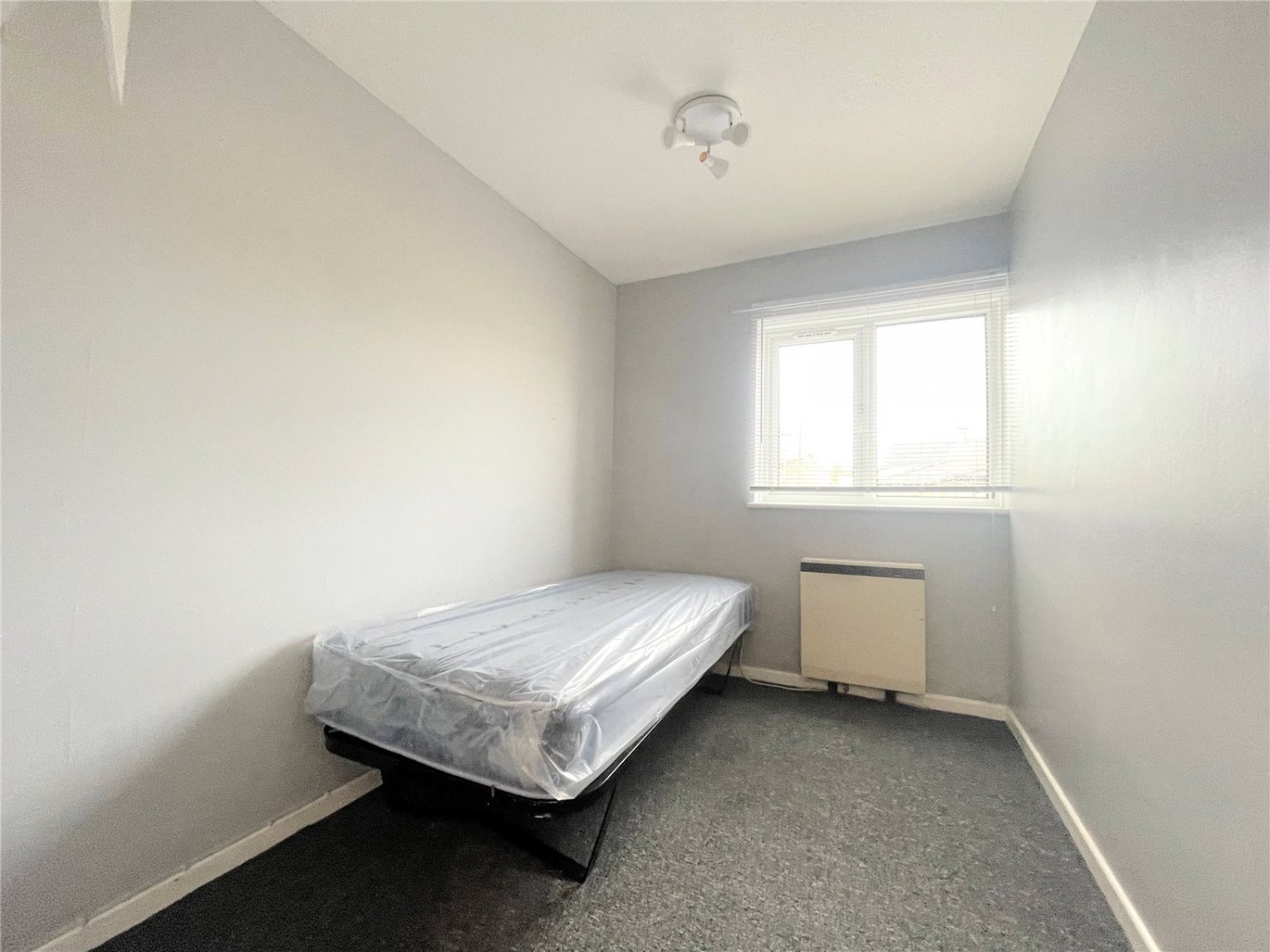 Meadow Road, Cirencester