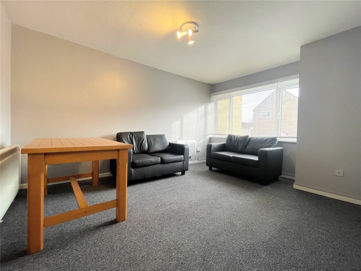 Meadow Road, Cirencester