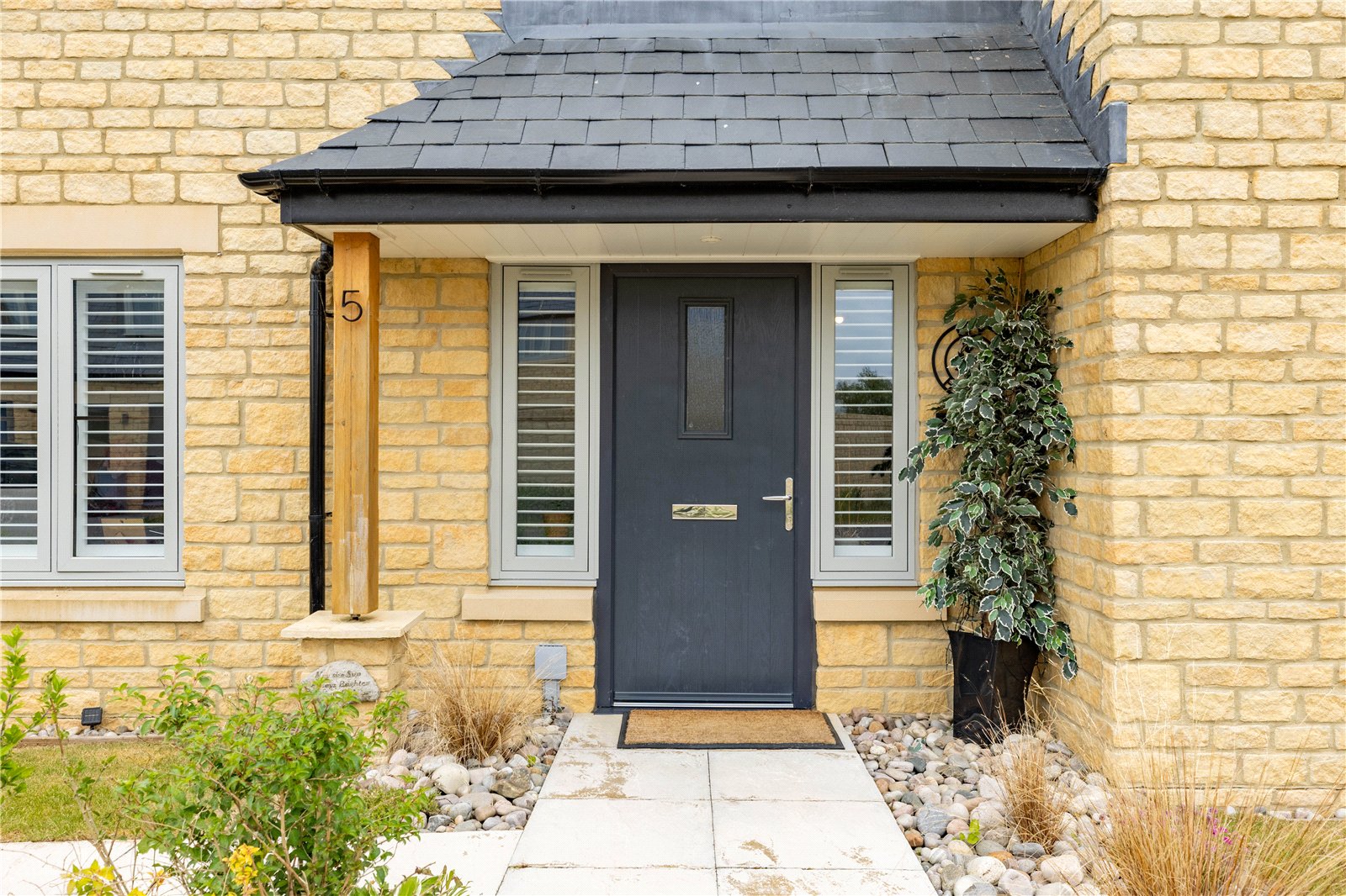 4 bedroom House for sale in Ashton Keynes, Swindon, Wiltshire