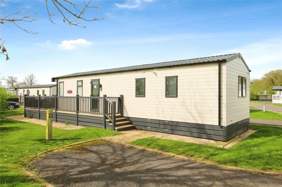 Broadway Lane, South Cerney, Gloucestershire