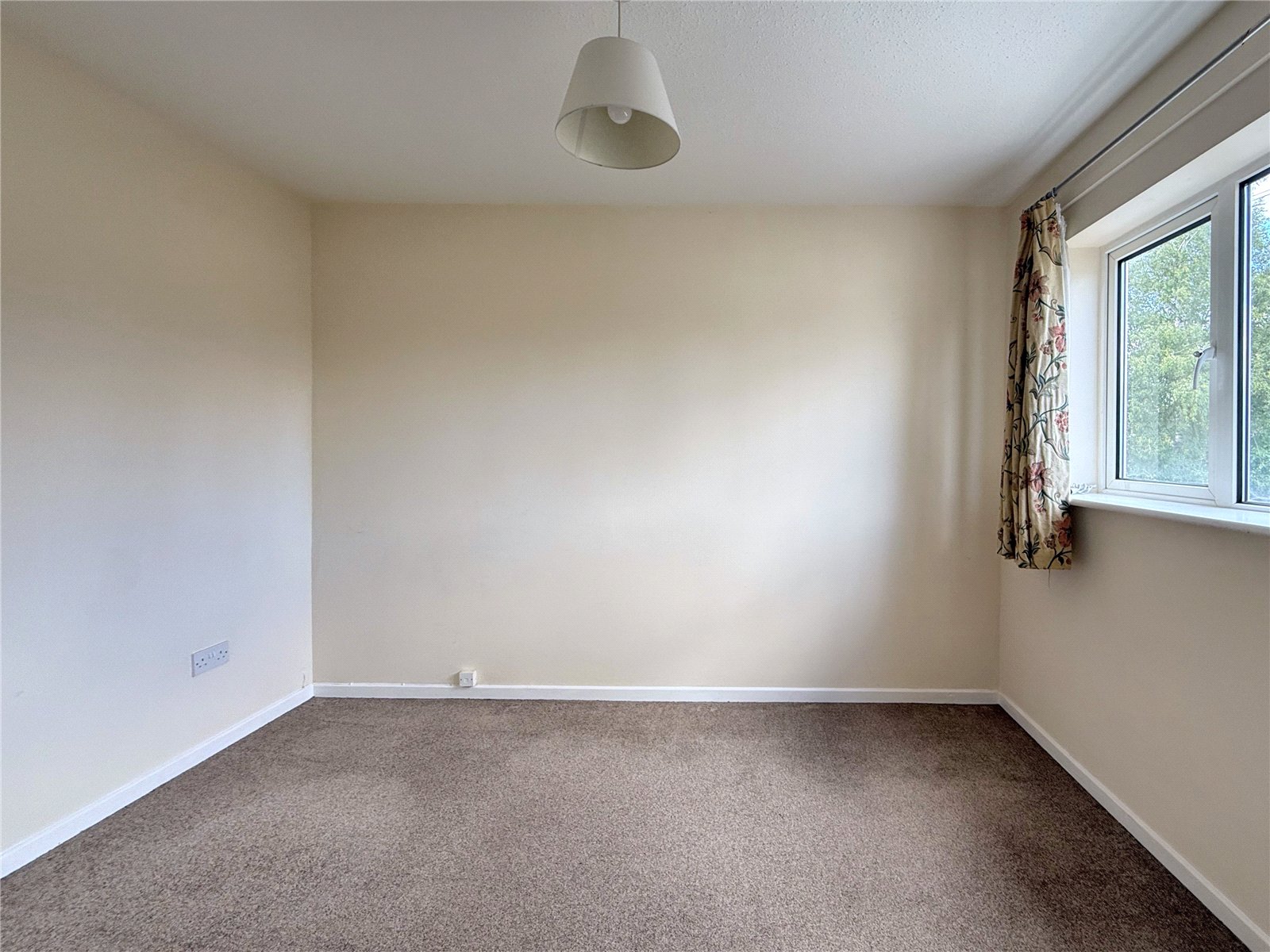 3 bedroom House to let in Cirencester, Gloucestershire