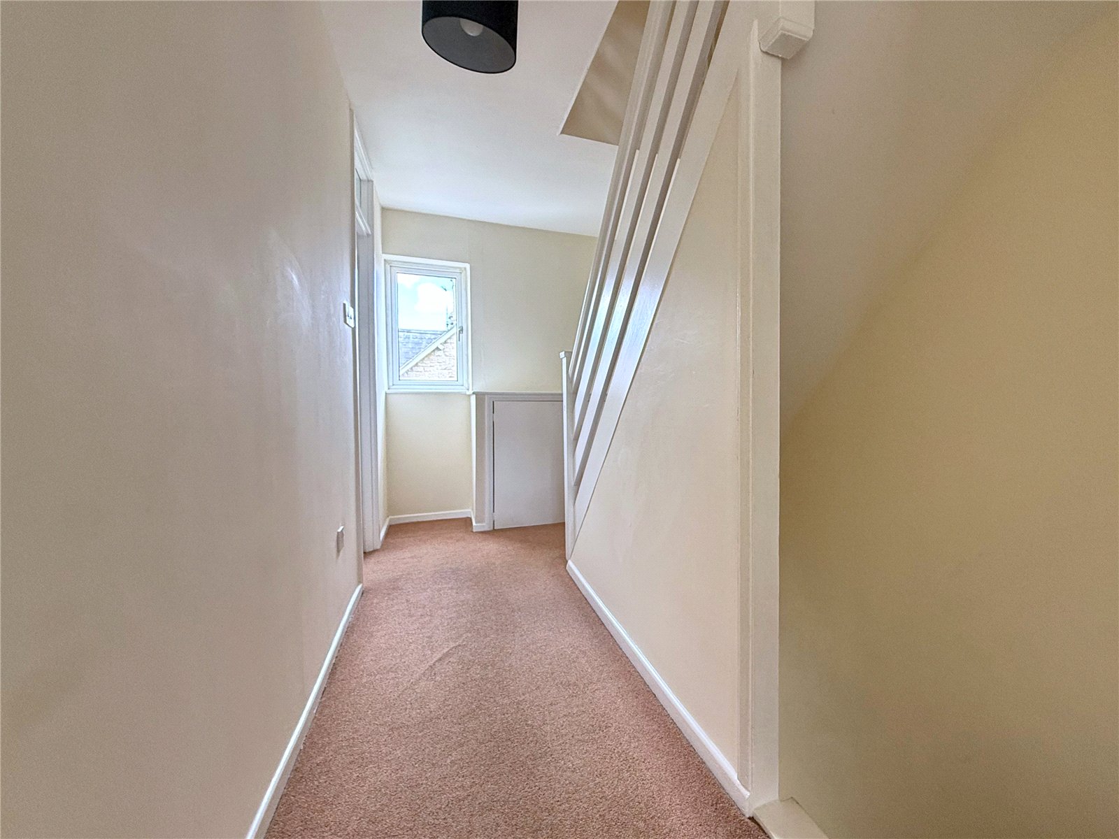 3 bedroom House to let in Cirencester, Gloucestershire