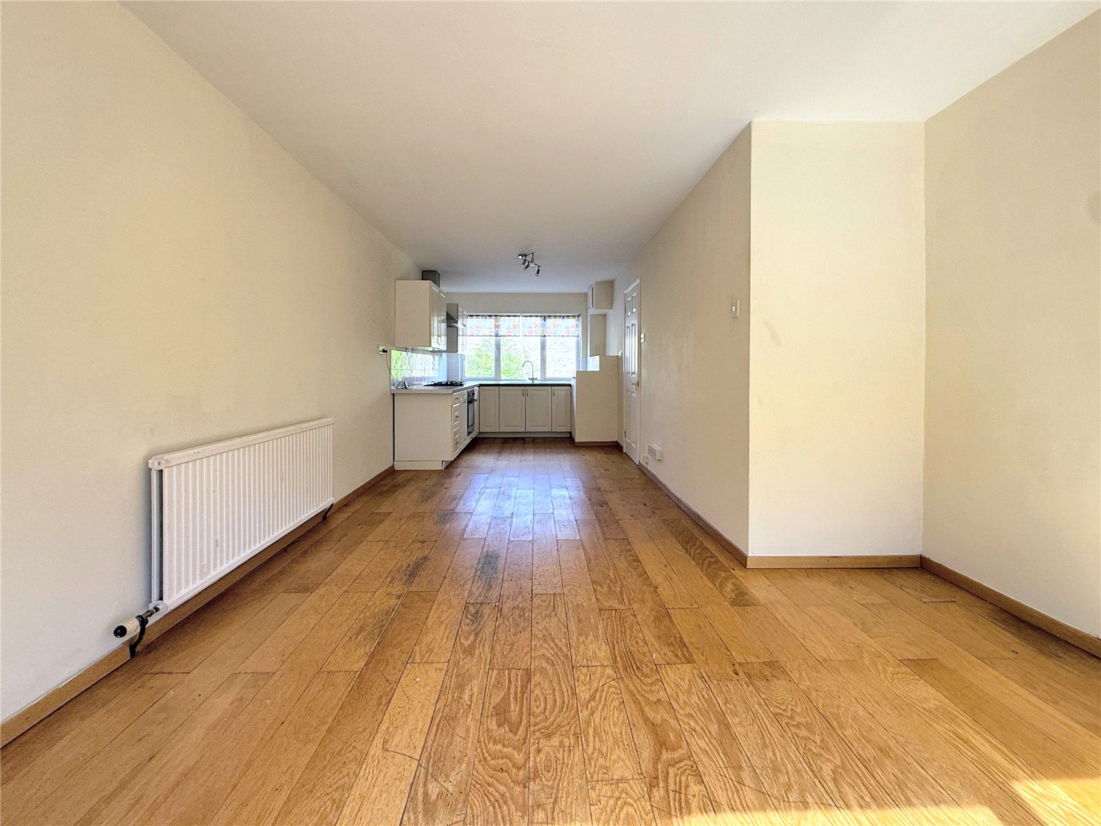 3 bedroom House to let in Cirencester, Gloucestershire