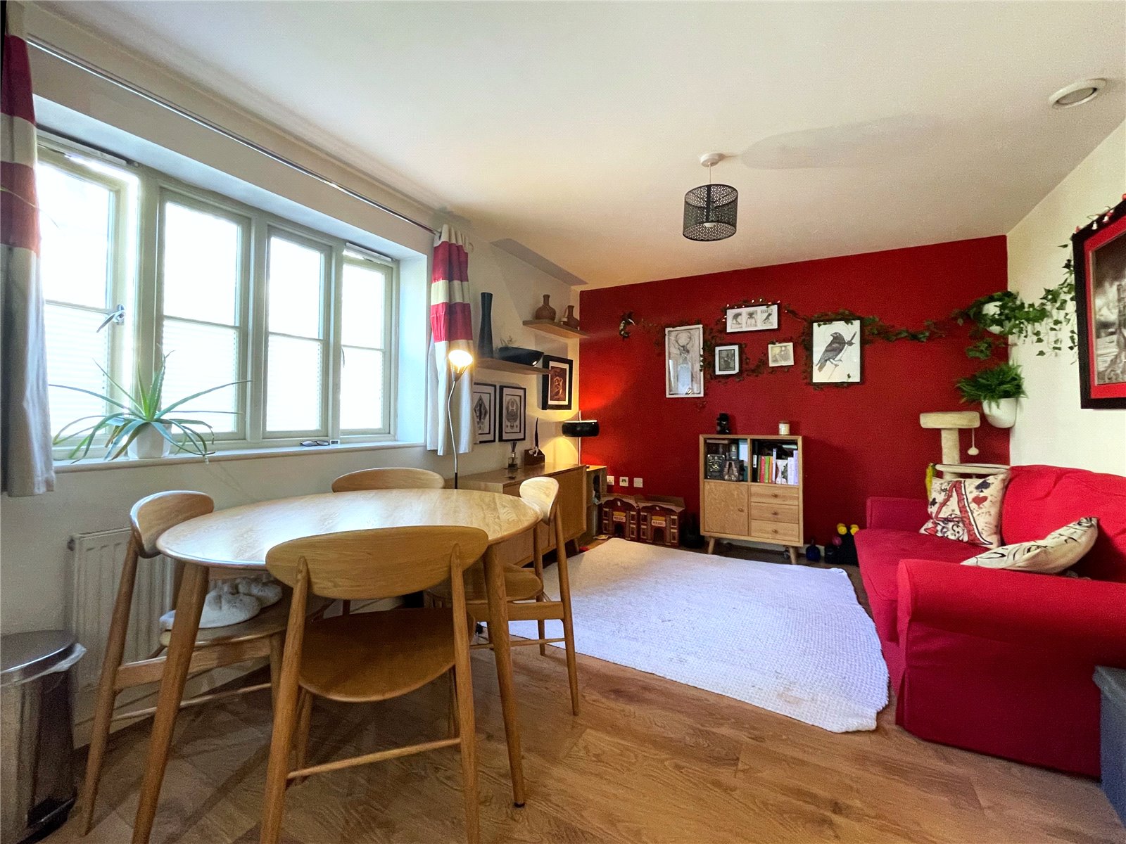 2 bedroom Flat for sale in Cirencester, Gloucestershire