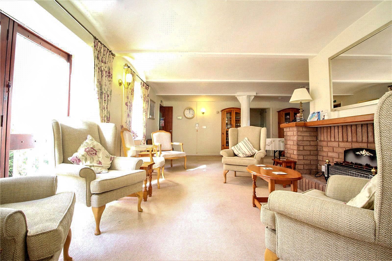 1 bedroom Flat for sale in Ashcroft Gardens, 13 Ashcroft Gardens, Cirencester