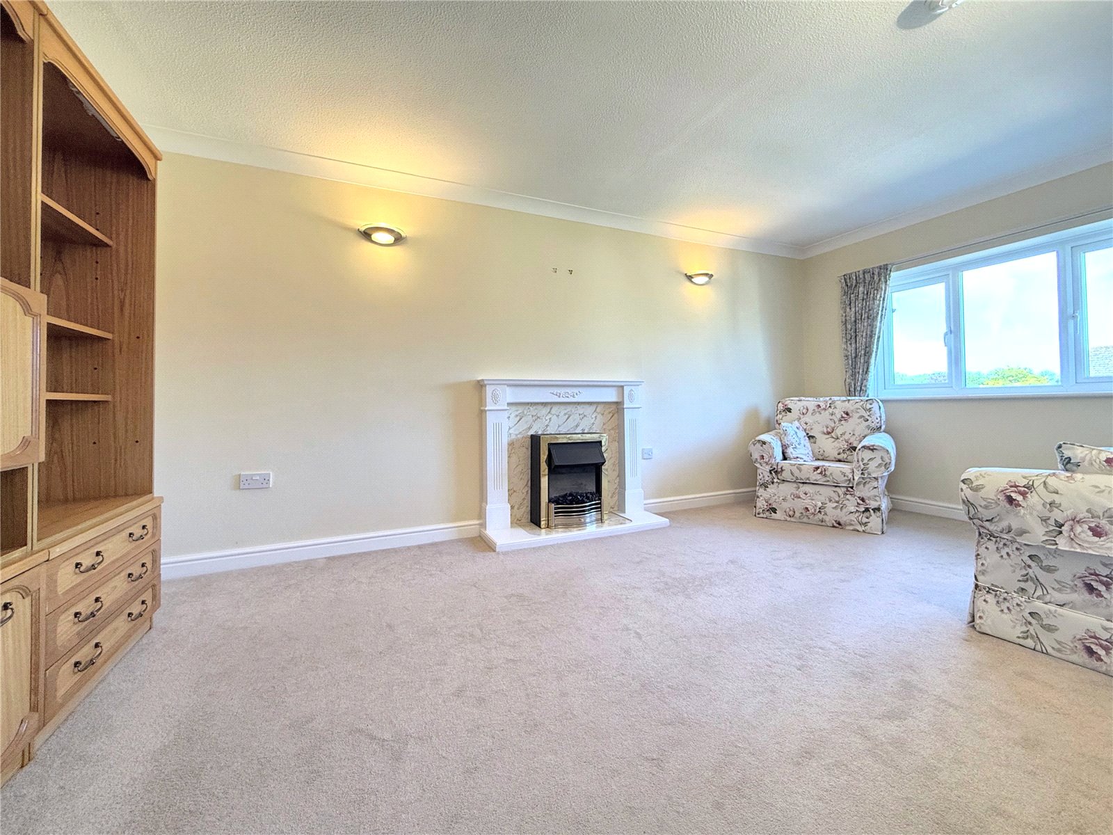1 bedroom Flat for sale in Trafalgar Road, Cirencester, Gloucestershire