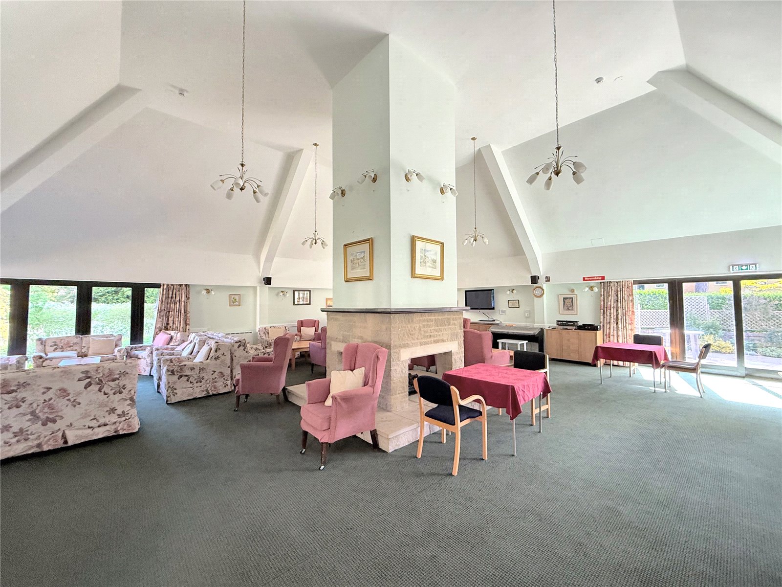 1 bedroom Flat for sale in Trafalgar Road, Cirencester, Gloucestershire