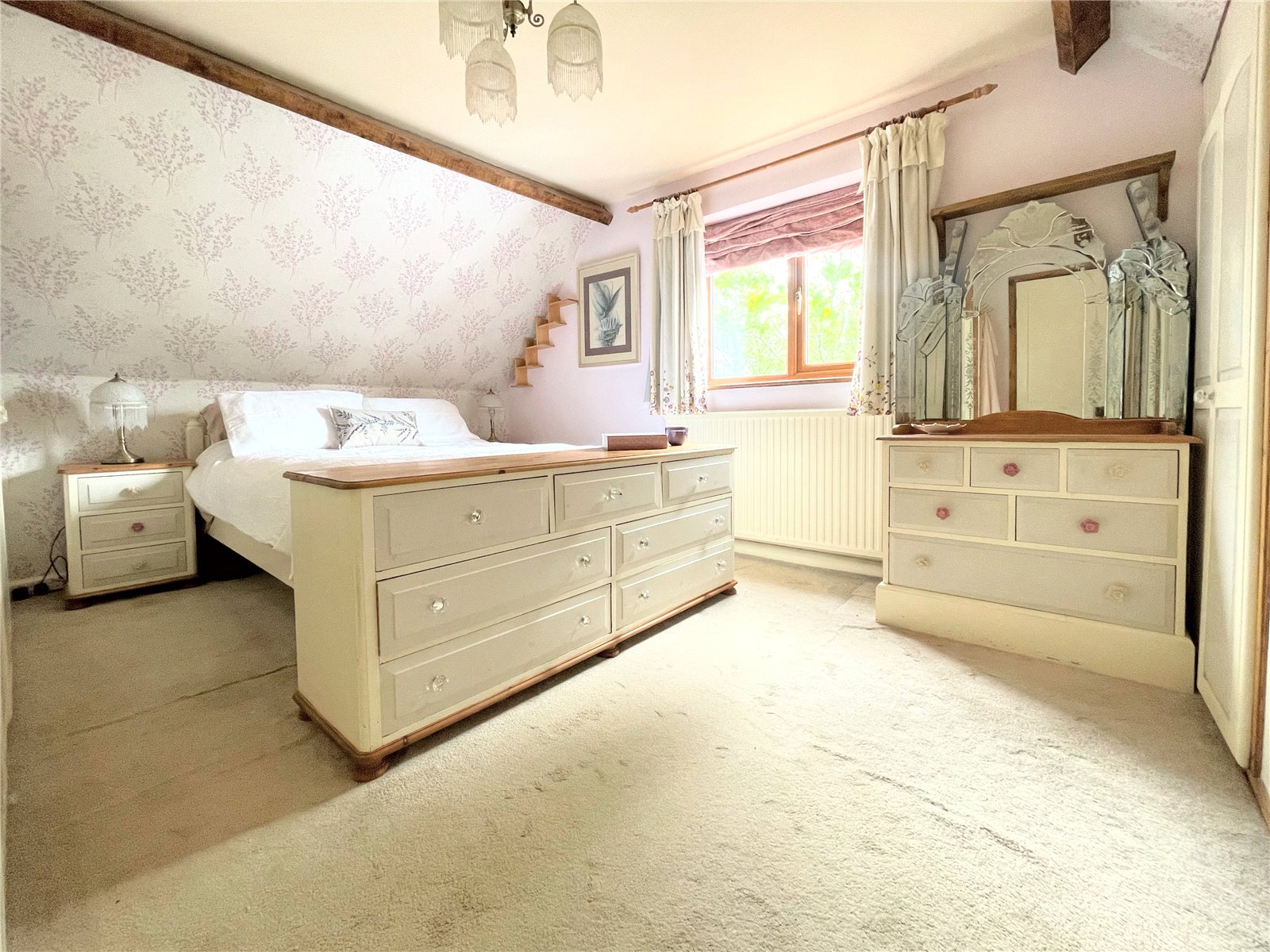 3 bedroom House for sale in Cirencester, Gloucestershire