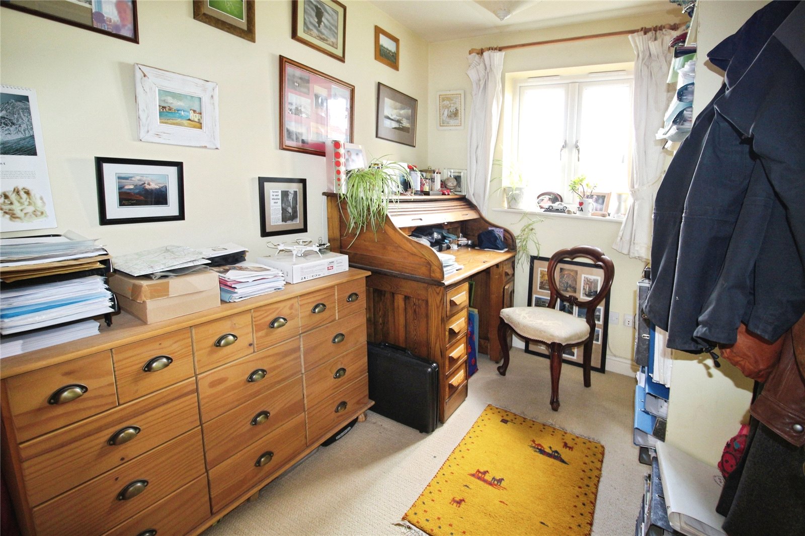 4 bedroom House for sale in Kemble, Cirencester, Gloucestershire