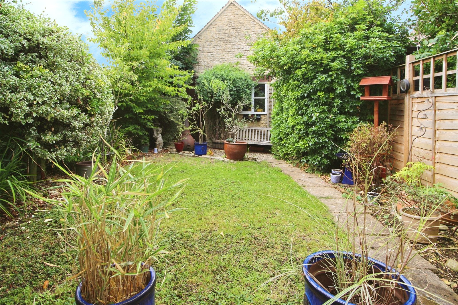 4 bedroom House for sale in Kemble, Cirencester, Gloucestershire