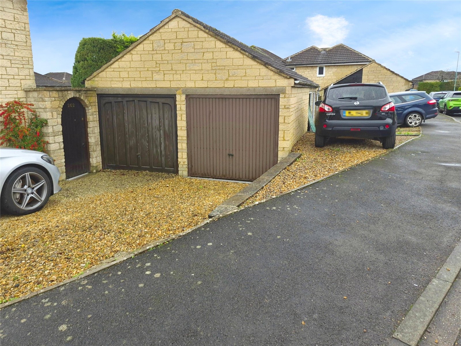 4 bedroom House for sale in Cirencester, Gloucestershire