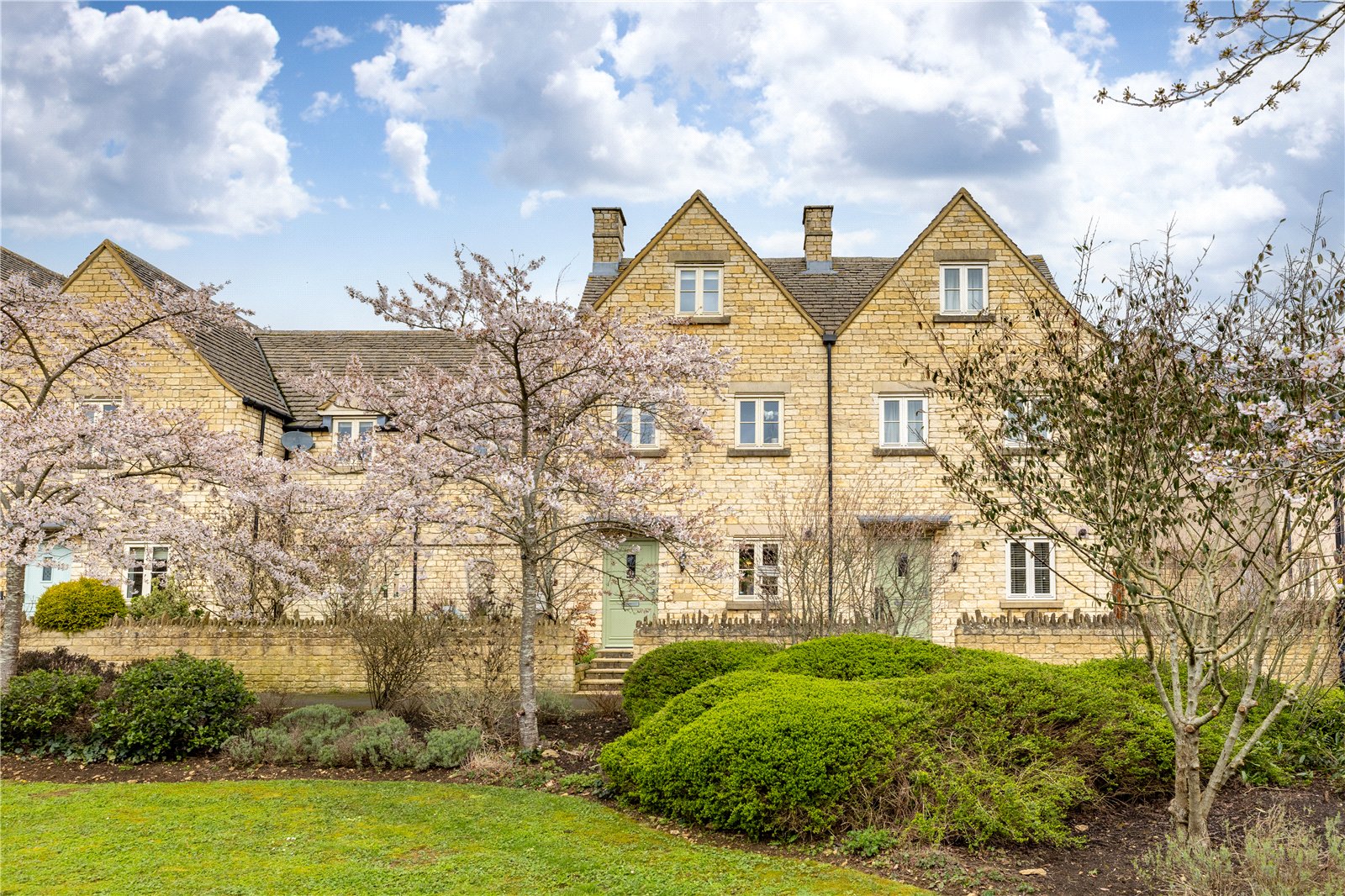 4 bedroom House for sale in Cirencester, Gloucestershire
